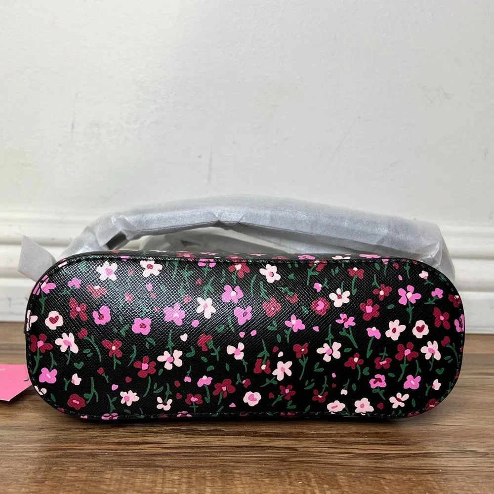 🌺 Kate Spade NY Leather Floral Crossbody🌺 - Picture 6 of 17